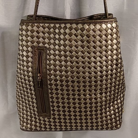 Samoe Bucket bag with adjustable straps - Picture 1 of 4